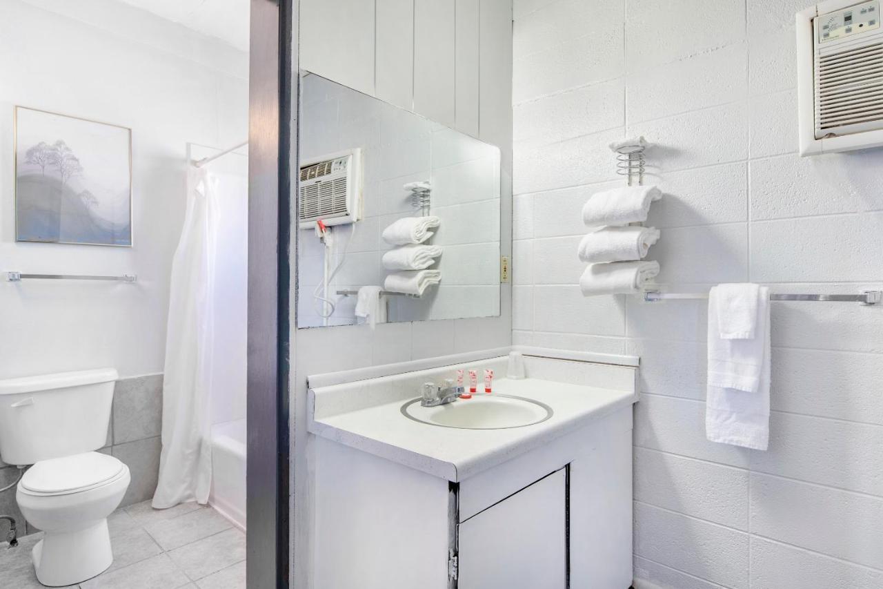 Oyo Hotel Hanksville, Ut Экстерьер фото