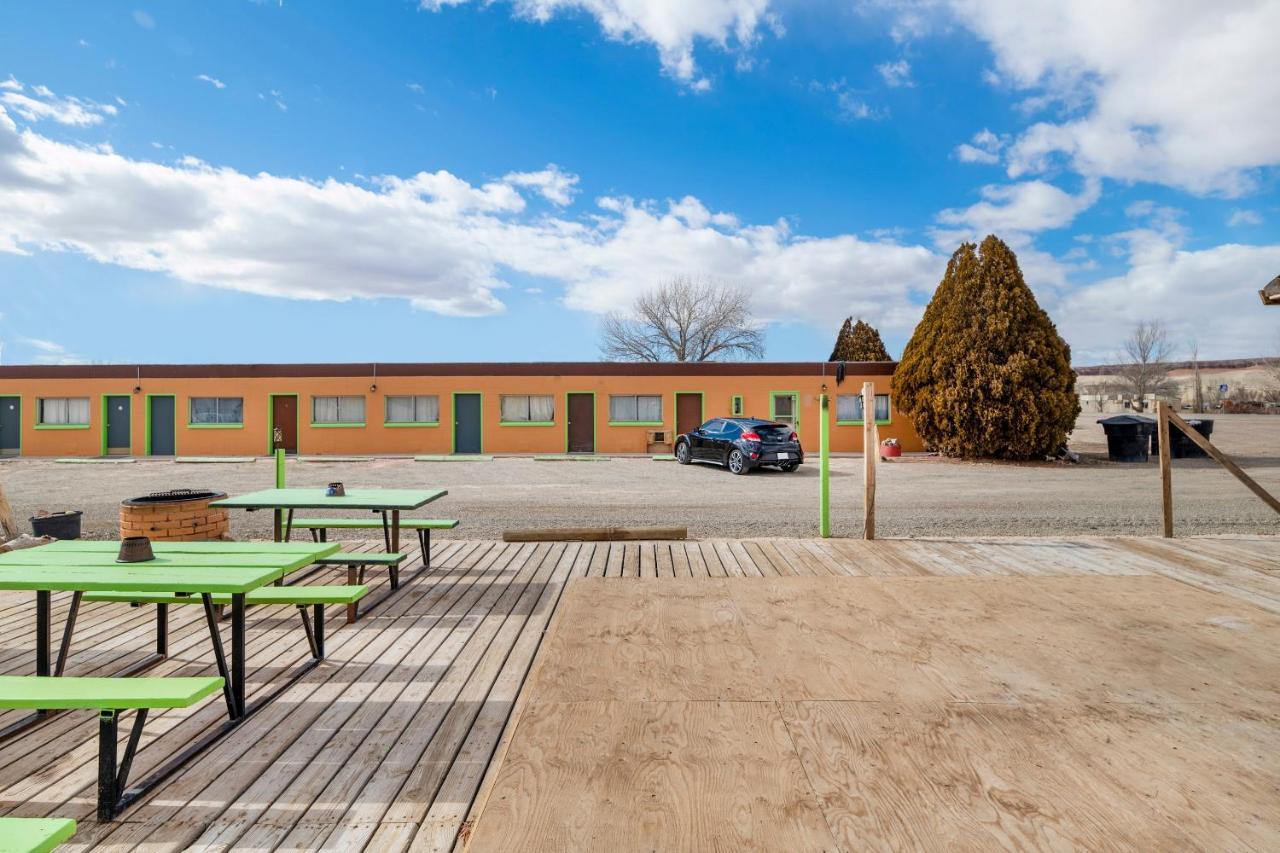 Oyo Hotel Hanksville, Ut Экстерьер фото