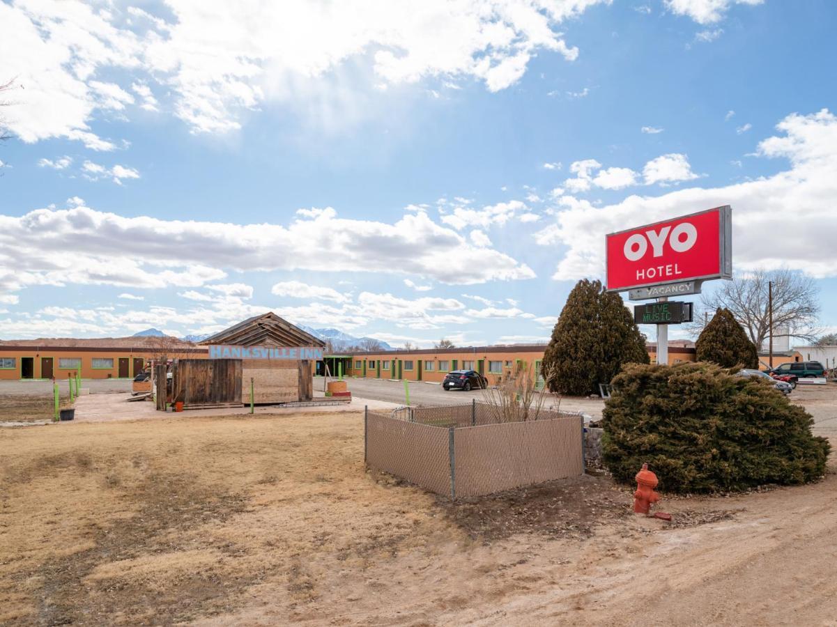 Oyo Hotel Hanksville, Ut Экстерьер фото
